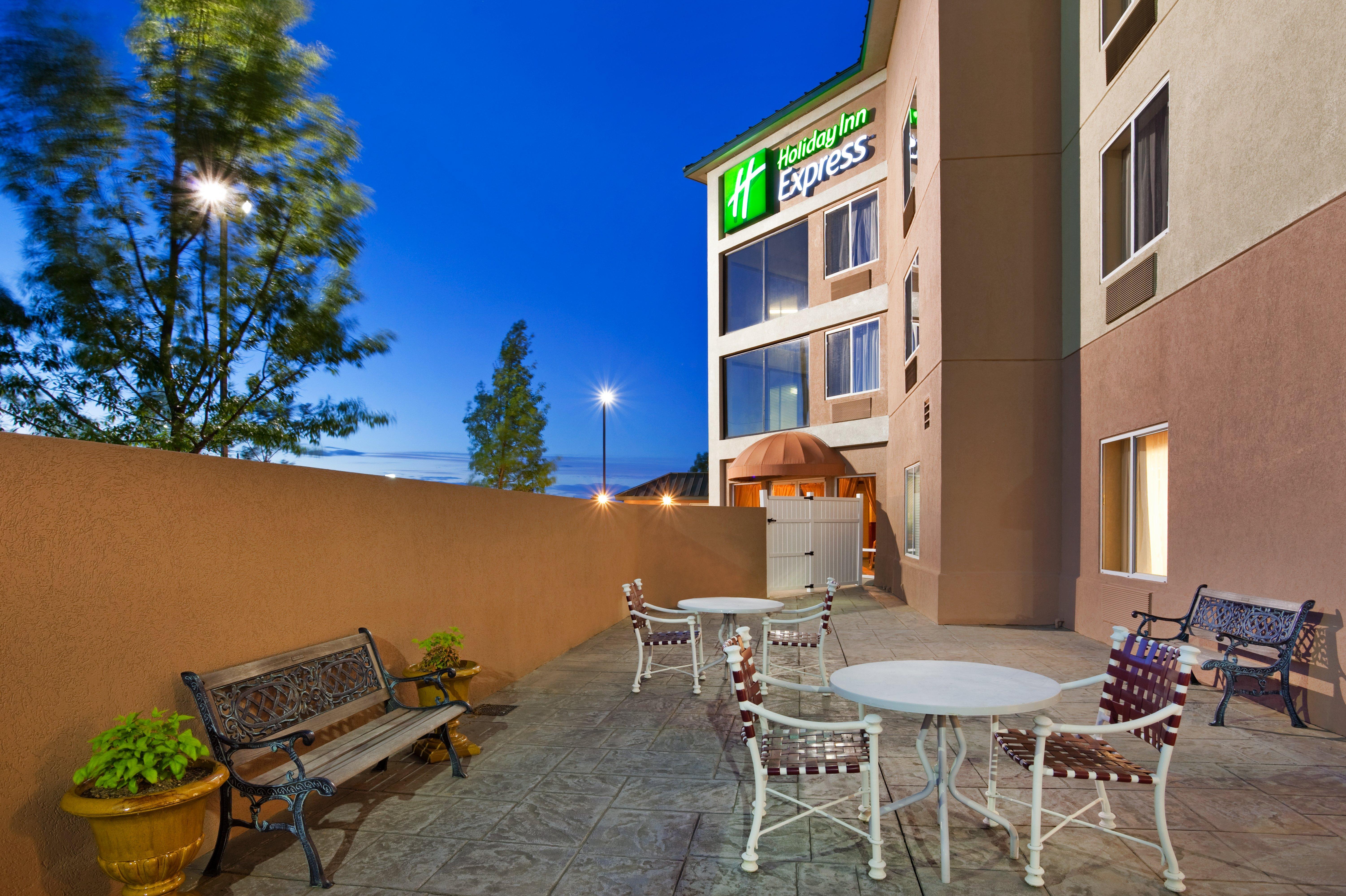 Holiday Inn Express & Suites Kings Mountain - Shelby Area By Ihg Esterno foto