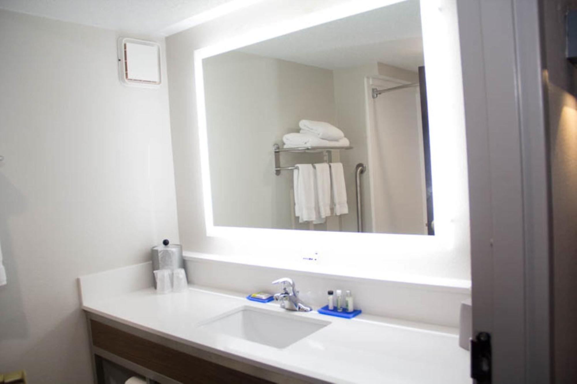 Holiday Inn Express & Suites Kings Mountain - Shelby Area By Ihg Esterno foto