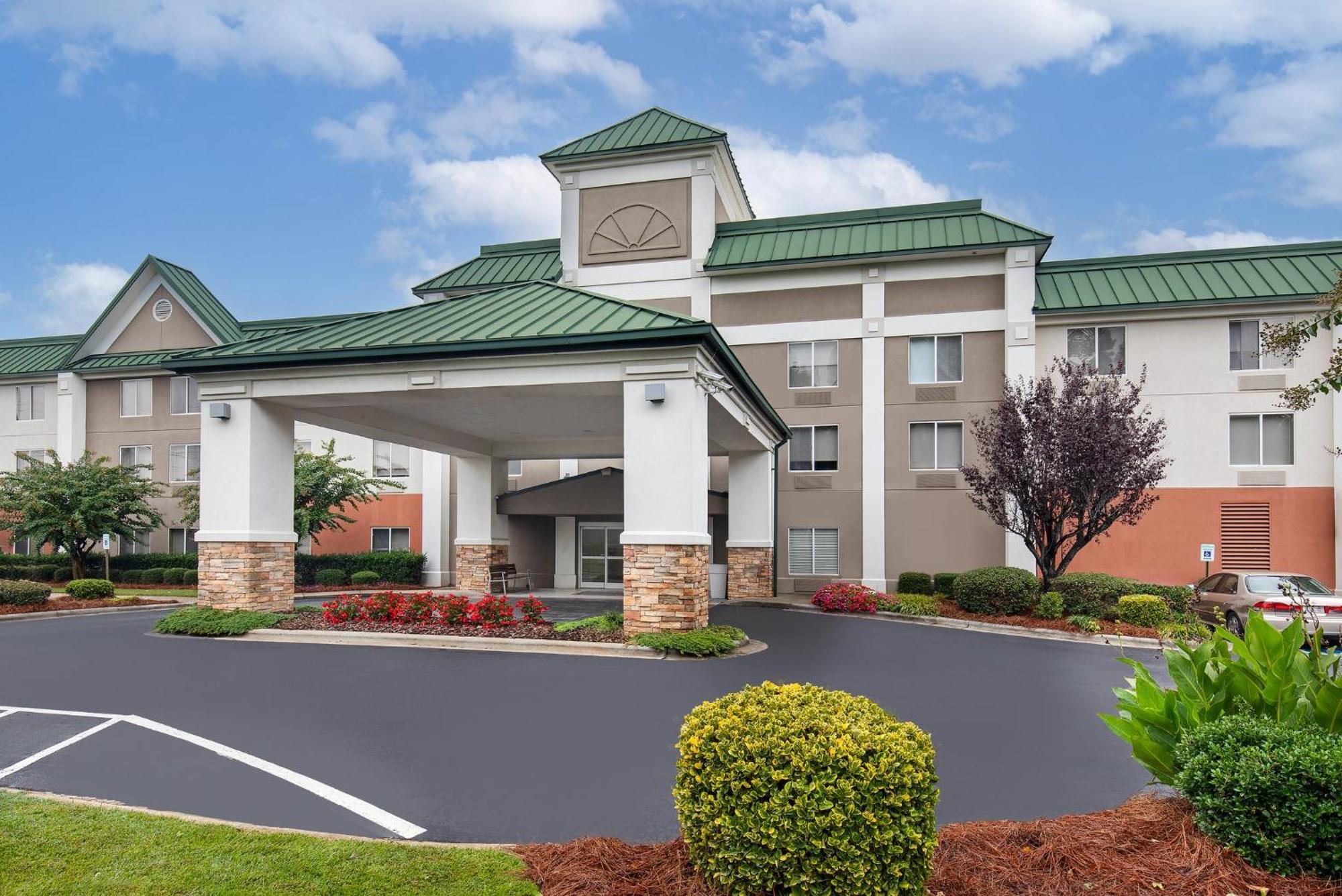 Holiday Inn Express & Suites Kings Mountain - Shelby Area By Ihg Esterno foto